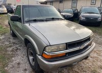 2000 Chevrolet S-10 LS