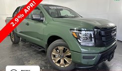 2024 Nissan Titan SV