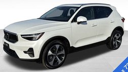 2025 Volvo XC40 B5 Plus Bright Theme