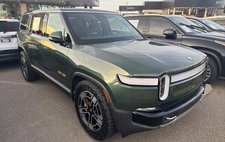 2023 Rivian R1S Adventure