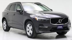 2022 Volvo XC60 B5 Momentum