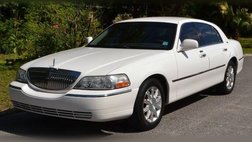 2010 Lincoln Town Car Signature Limited