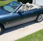 2001 Jaguar XKR 