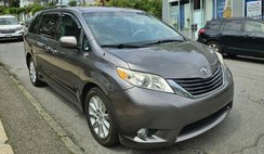 2013 Toyota Sienna LE 7-Passenger