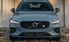 2023 Volvo V60 Recharge T8 Polestar Engineered