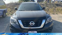 2020 Nissan Pathfinder S