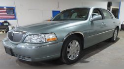 2003 Lincoln Town Car Signature