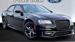 2023 Chrysler 300 Touring L