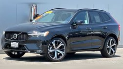 2025 Volvo XC60 B5 Ultra Dark Theme