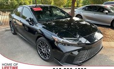 2025 Toyota Camry Hybrid SE
