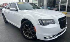 2016 Chrysler 300 S