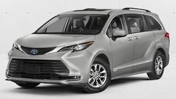 2022 Toyota Sienna XLE