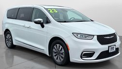 2023 Chrysler Pacifica Hybrid Limited