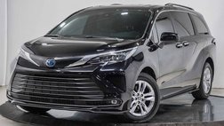 2025 Toyota Sienna XLE
