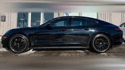 2017 Porsche Panamera 4