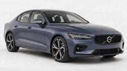 2024 Volvo S60 B5 Ultimate Dark Theme