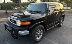 2013 Toyota FJ Cruiser Base