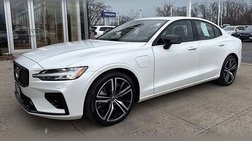 2022 Volvo S60 Recharge T8 R-Design Expression