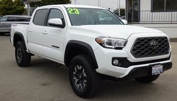 2023 Toyota Tacoma TRD Off-Road