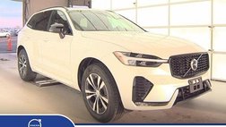 2025 Volvo XC60 B5 Core Dark Theme