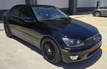 2001 Lexus IS 300 Base