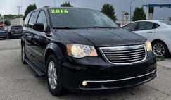 2016 Chrysler Town and Country Touring