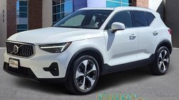 2024 Volvo XC40 B5 Plus Bright Theme