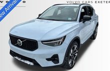 2024 Volvo XC40 B5 Plus Dark Theme