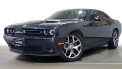 2017 Dodge Challenger SXT