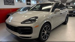 2021 Porsche Cayenne Turbo S E-Hybrid