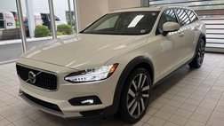 2022 Volvo V90 Cross Country B6