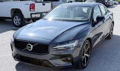 2024 Volvo S60 B5 Core Dark Theme