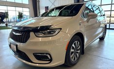 2021 Chrysler Pacifica Hybrid Touring L
