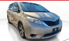 2013 Toyota Sienna LE