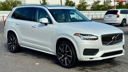 2022 Volvo XC90 T6 Momentum 7-Passenger