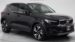 2023 Volvo XC40 B5 Plus Bright Theme