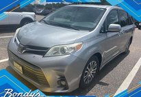 2018 Toyota Sienna XLE 8-Passenger