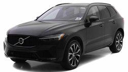 2025 Volvo XC60 B5 Plus Dark Theme