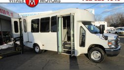 2017 Ford E-Series E-350 SD