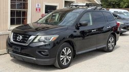 2017 Nissan Pathfinder SV
