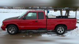 2002 Chevrolet S-10 LS
