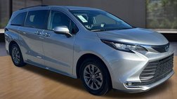 2023 Toyota Sienna XLE