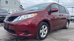 2012 Toyota Sienna LE 7-Passenger