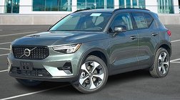2026 Volvo XC40 B4 Plus