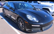 2016 Porsche Panamera 4