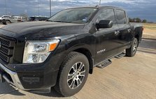 2021 Nissan Titan SV