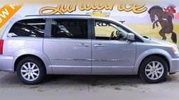 2016 Chrysler Town and Country Touring