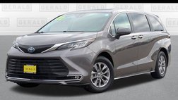 2022 Toyota Sienna XLE