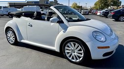 2010 Volkswagen New Beetle 