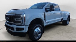 2025 Ford F-450 Super Duty Platinum
